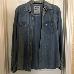 Vintage Levi’s Jean Shirt